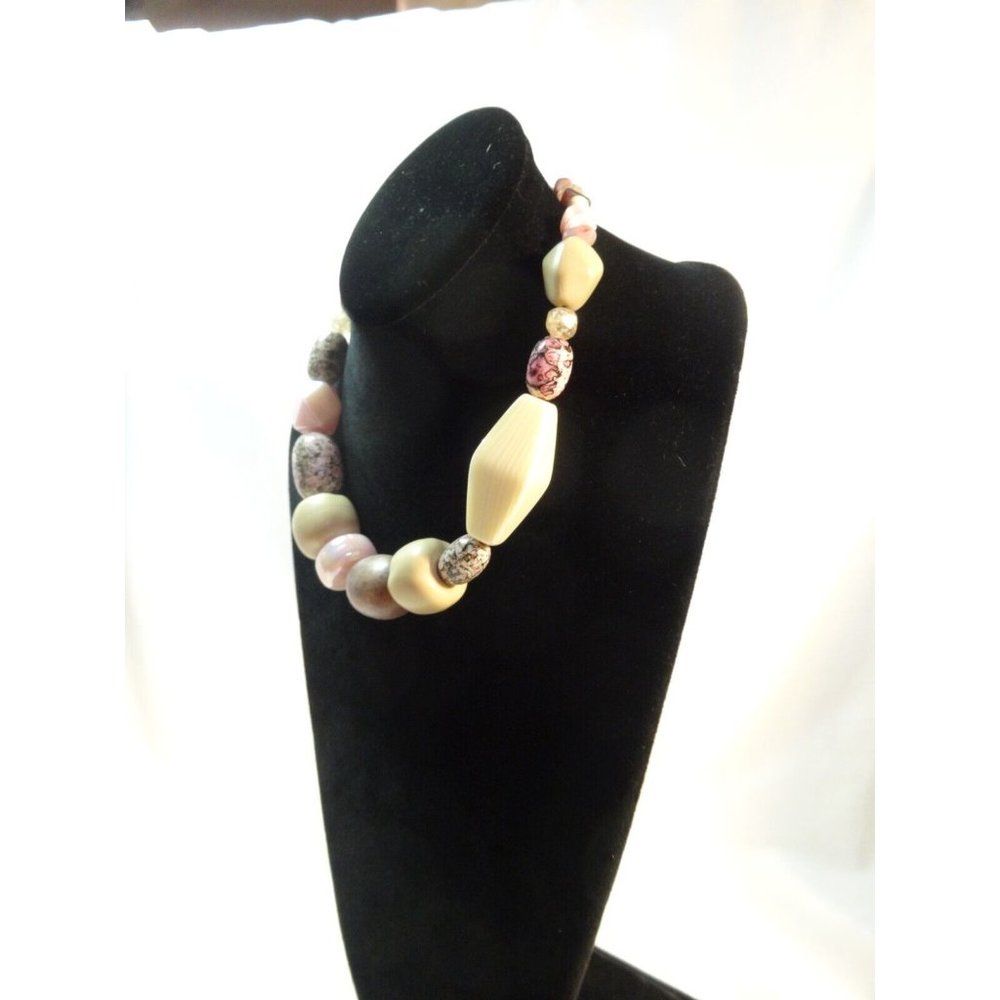 Mixed CHUNKY Beads‎ Statement NECKLACE Pinks Acrylic Artsy 21" adjustable - Picture 3 of 8